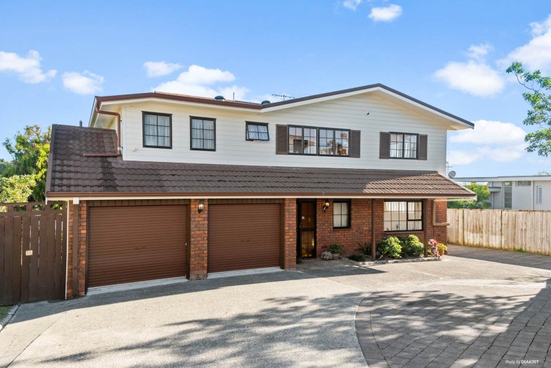 1/42 Aberdeen Road, Campbells Bay, Auckland - Carousel 1