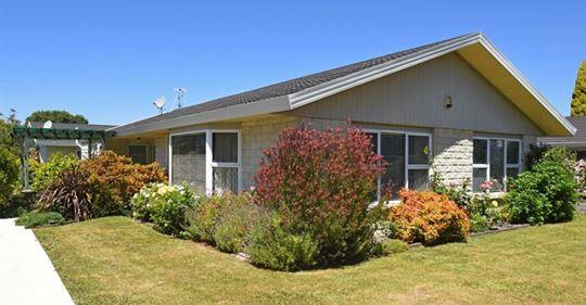 2/28 Opaki Road, Lansdowne, Masterton - Carousel 1