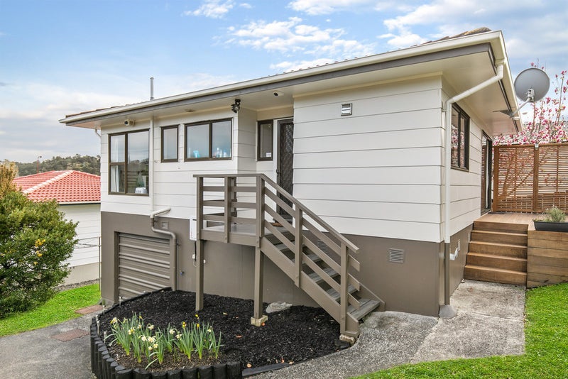 2/57 Simon Ellice Drive, Bayview, Auckland - Carousel 1
