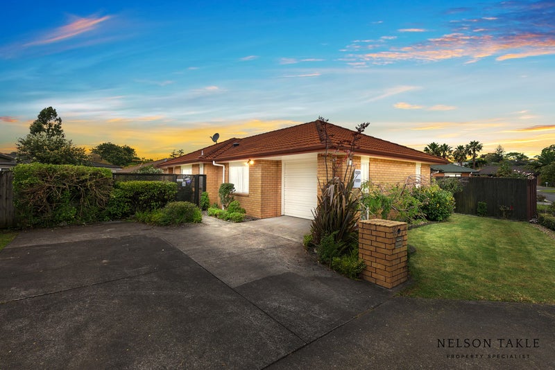18 Gerona Crescent, Hillpark, Auckland - Carousel 1