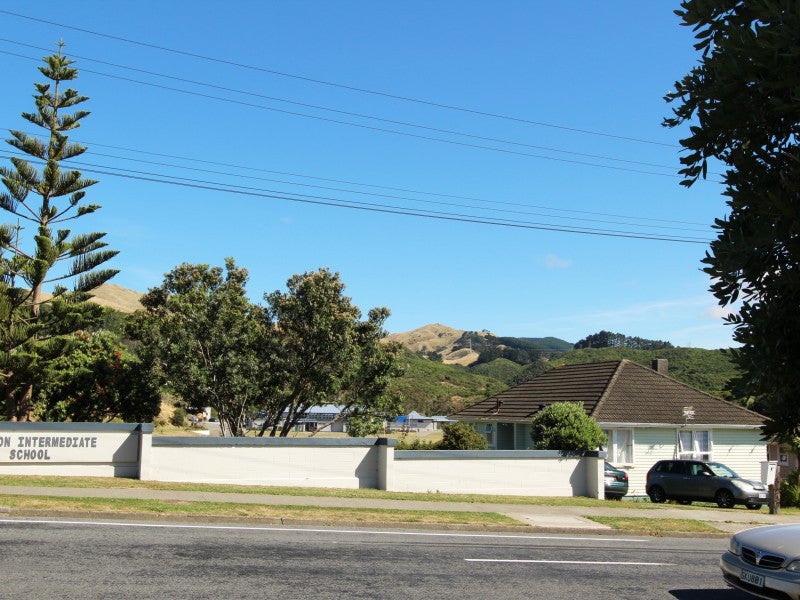 27 Driver Crescent, Cannons Creek, Porirua - Carousel 14