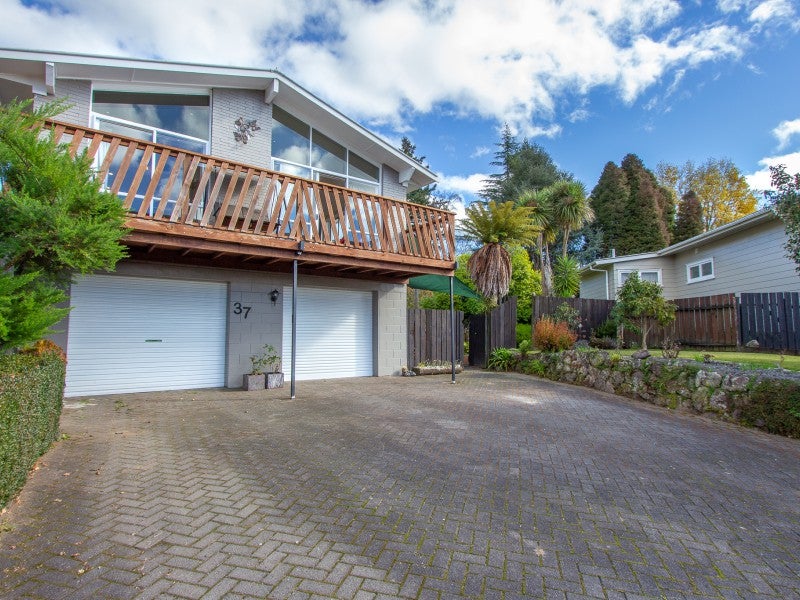 37 Simmonds Crescent, Springfield, Rotorua - Carousel 1