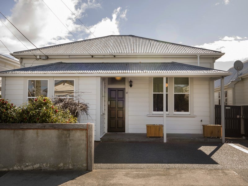 17 Beach Street, Petone, Lower Hutt - Carousel 19