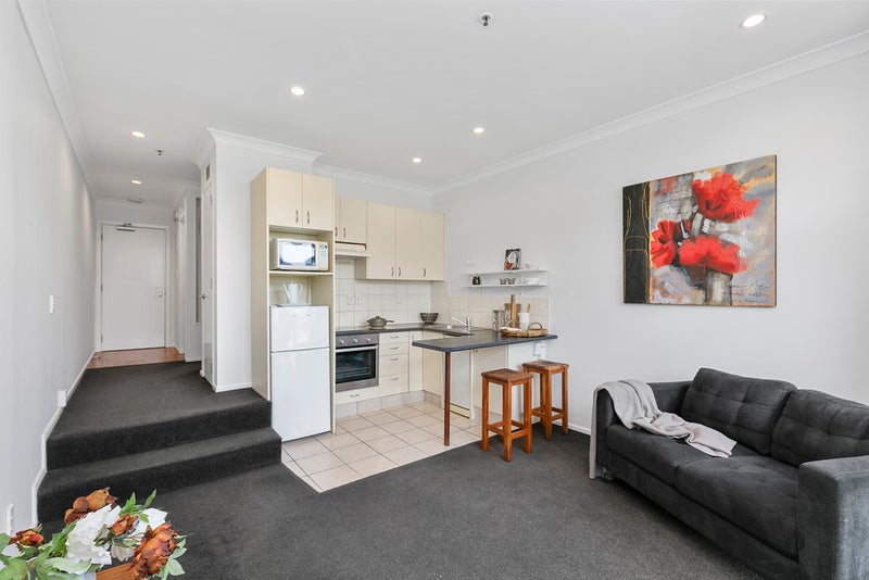 13B/120 The Terrace, Wellington Central, Wellington - Carousel 2