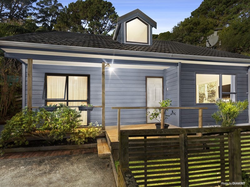 1/53 Liardet Street, Vogeltown, Wellington - Carousel 1