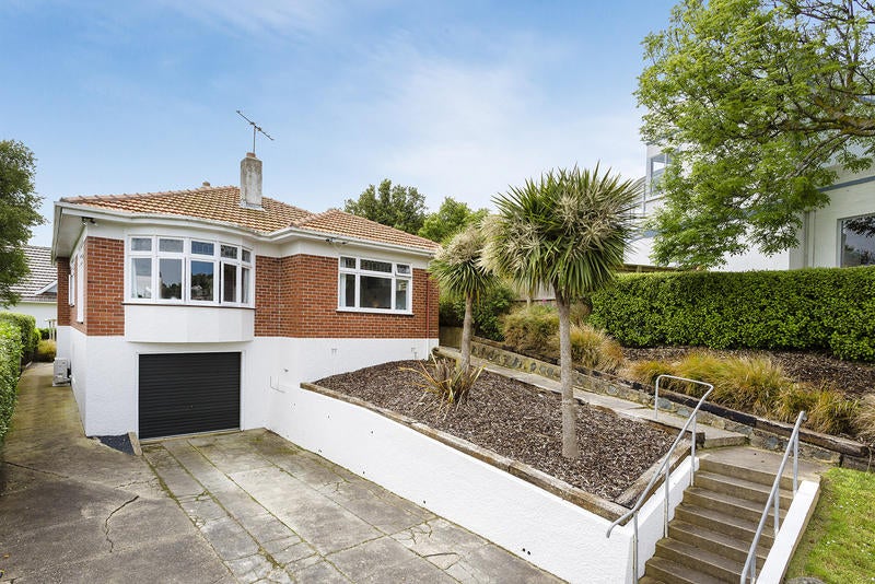 207 Musselburgh Rise, Andersons Bay, Dunedin - Carousel 1