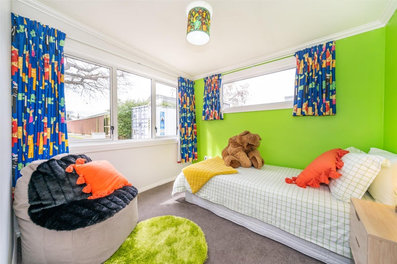 2/5 Stephen Street, Trentham, Upper Hutt - Carousel 2