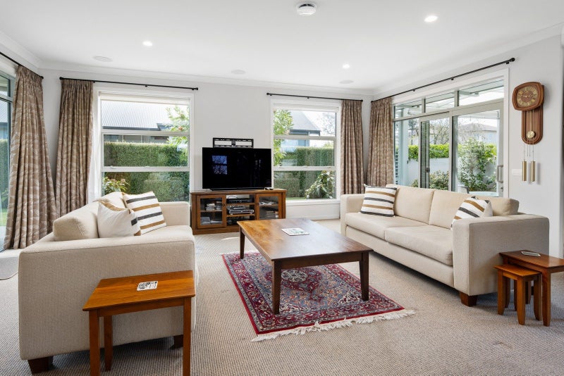 7 Covent Gardens, Springlands, Blenheim - Carousel 2