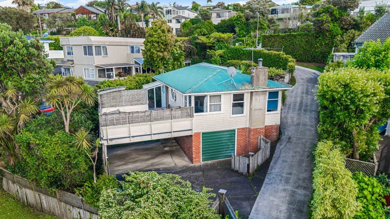 1/26 Jellicoe Road, Murrays Bay, Auckland - Carousel 1