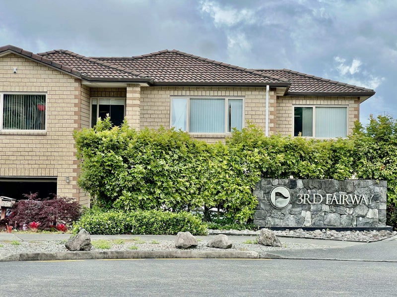 76 Laurel Oak Drive, Schnapper Rock, Auckland - Carousel 1