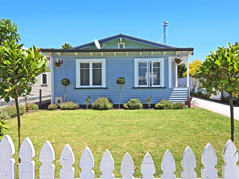 104 Vigor Brown Street, Napier South, Napier - Carousel 1