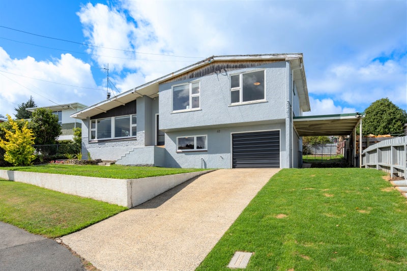 58 Campbells Road, Pine Hill, Dunedin - Carousel 1