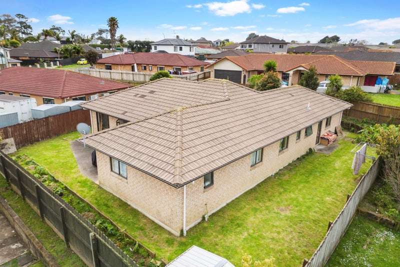 10 Ebanjane Way, Clendon Park, Auckland - Carousel 12