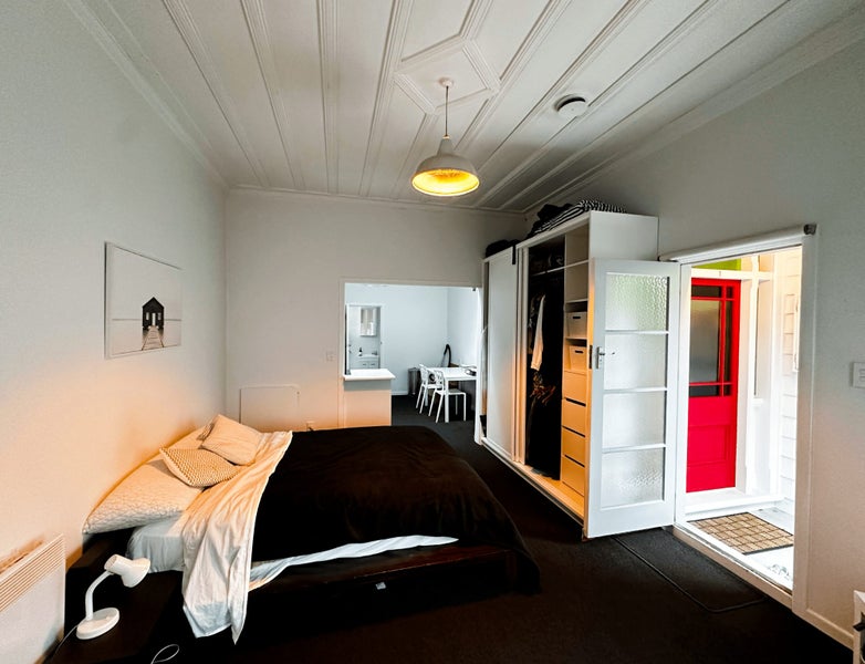 1/43 Crummer Road, Grey Lynn, Auckland - Carousel 2