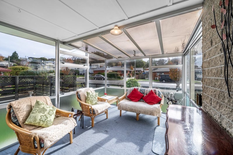 1/8 Onslow Street, Gore, Gore - Carousel 2
