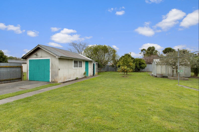 800 Grove Road, Mayfair, Hastings - Carousel 15