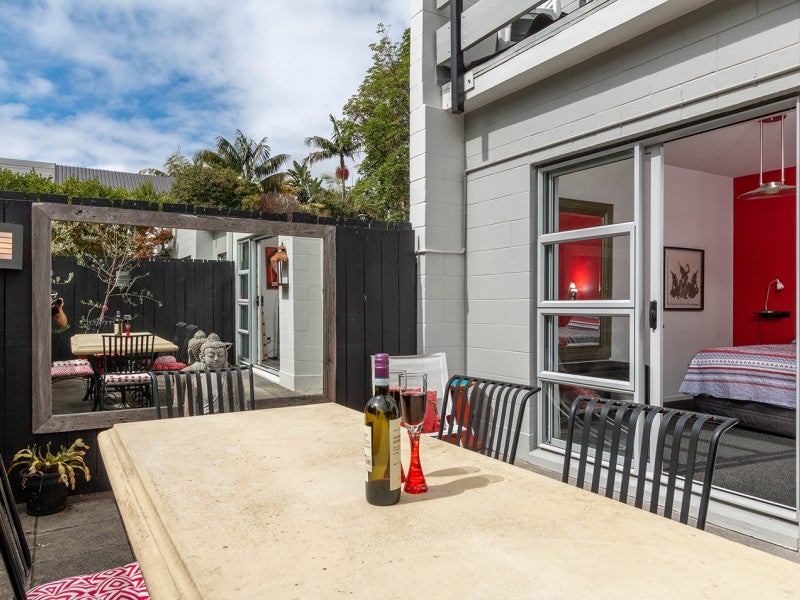 1/14 Hayden Street, Freemans Bay, Auckland - Carousel 2