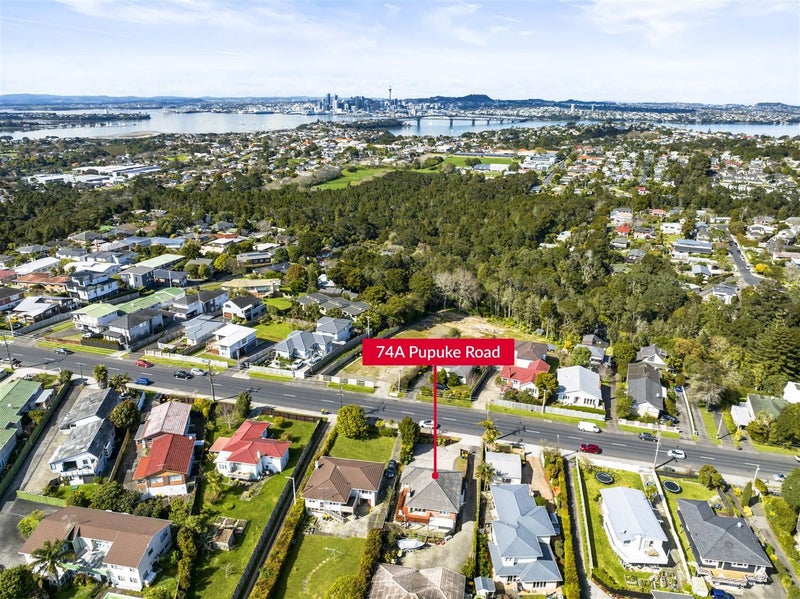 1/74 Pupuke Road, Hillcrest, Auckland - Carousel 20