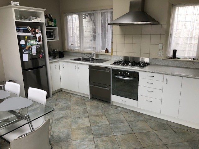 11 Udy Street, Petone, Lower Hutt - Carousel 2