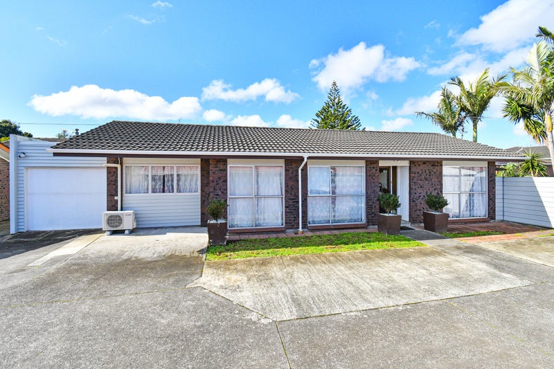 2/33 Reagan Road, Papatoetoe, Auckland - Carousel 1