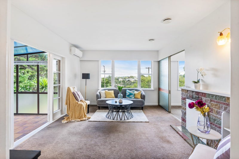 1/236 Rangatira Road, Beach Haven, Auckland - Carousel 2