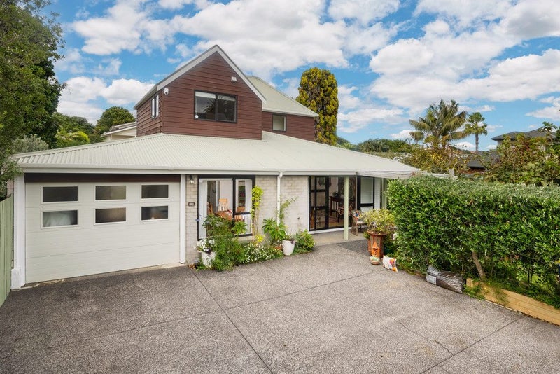 22B Fairleigh Avenue, Mount Albert, Auckland - Carousel 1