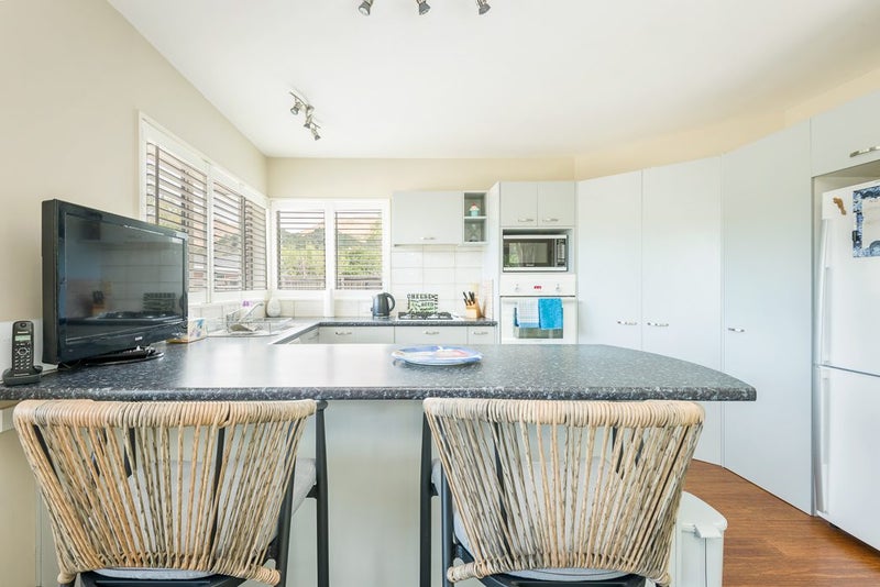 24 Wendy Place, Heathcote Valley, Christchurch - Carousel 2