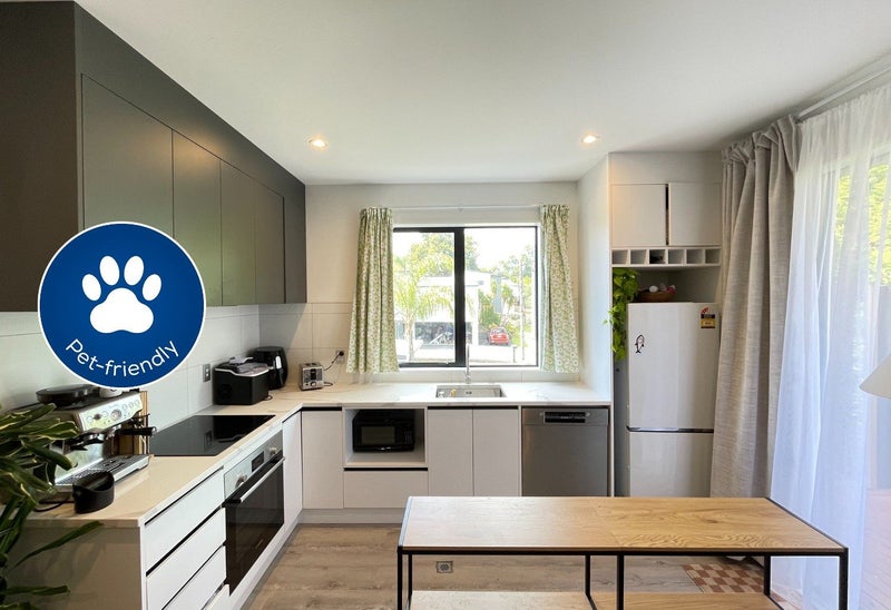 7/18 Sylvan Crescent, Te Atatū South, Auckland - Carousel 1