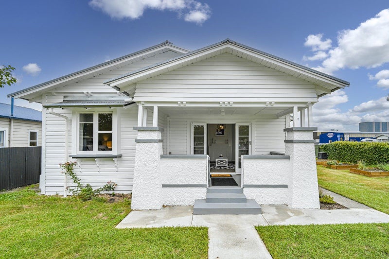 401 Jervois Street, Mayfair, Hastings - Carousel 1