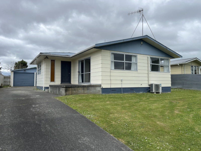 9 Clutha Place, Westbrook, Palmerston North - Carousel 1