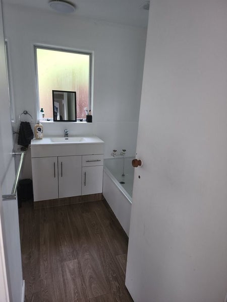 12 Tyrone Grove, Wainuiomata, Lower Hutt - Carousel 8