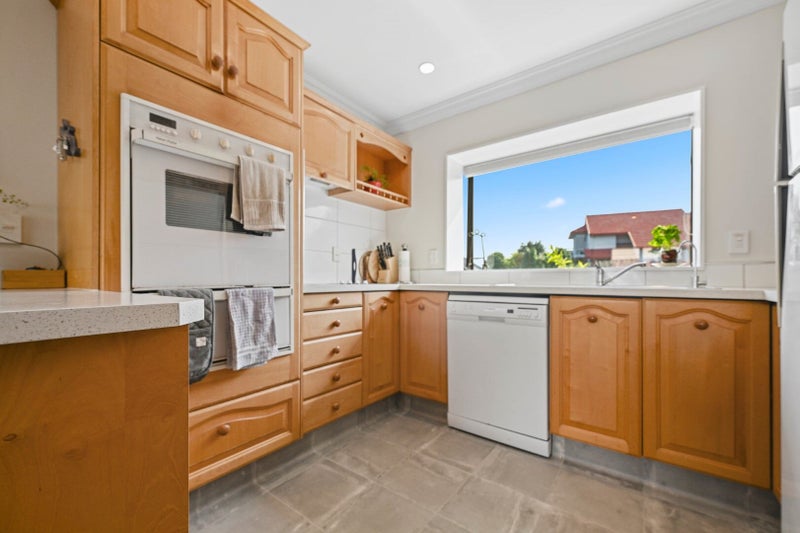 19 Dallinger Street, St Andrews, Hamilton - Carousel 2