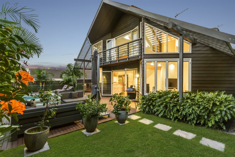 42A Livingstone Street, Westmere, Auckland - Carousel 1