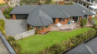 25A Westerham Drive, Dannemora, Auckland - Carousel 1