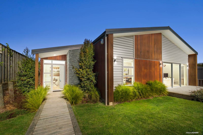 9 Meadowbrook Place, Buckland, Pukekohe - Carousel 2