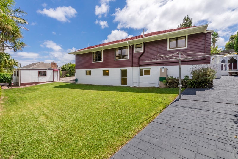 3 Goad Crescent, Hillsborough, Auckland - Carousel 2