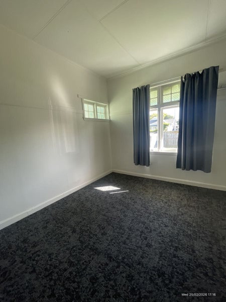 1/11 WORCESTER ST, West End, Palmerston North - Carousel 2