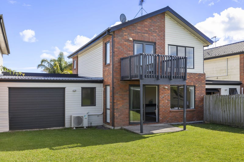 16 Secoia Crescent, Mangere, Auckland - Carousel 2