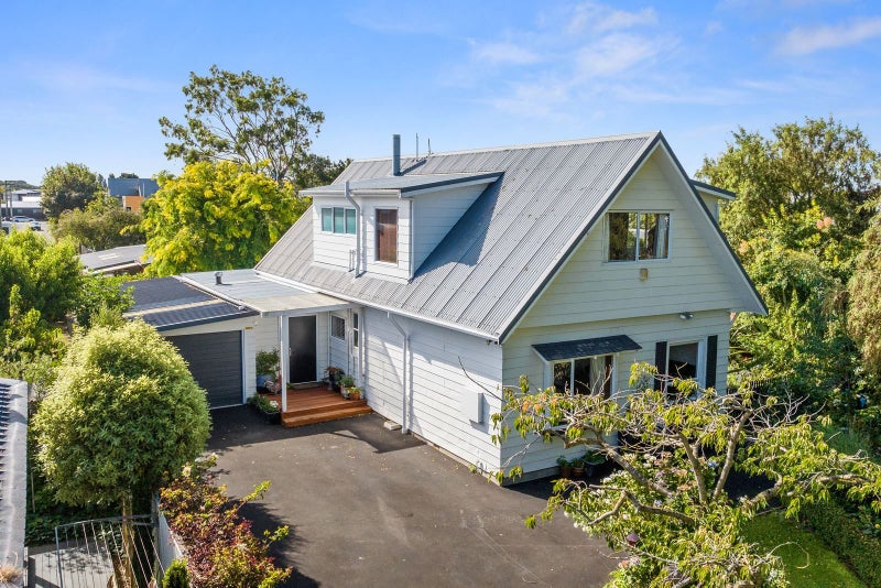 299 Eastern Terrace, Sydenham, Christchurch - Carousel 2