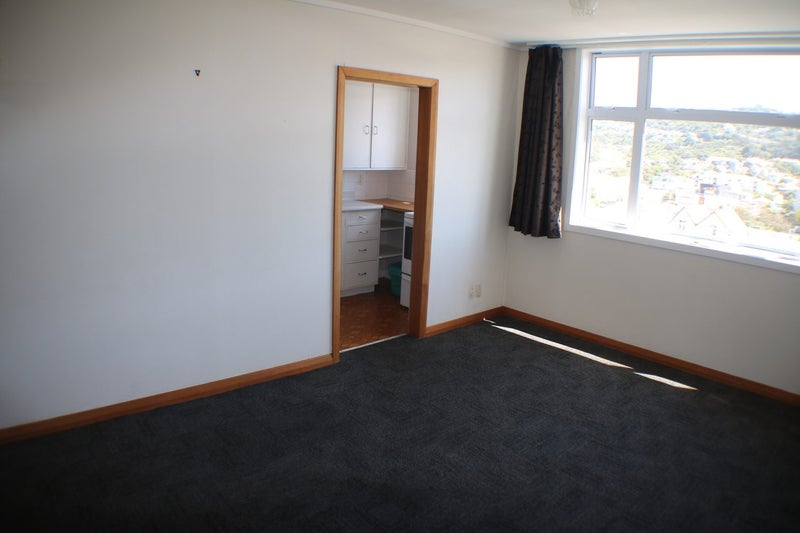 10/16 Angus Avenue, Berhampore, Wellington - Carousel 1
