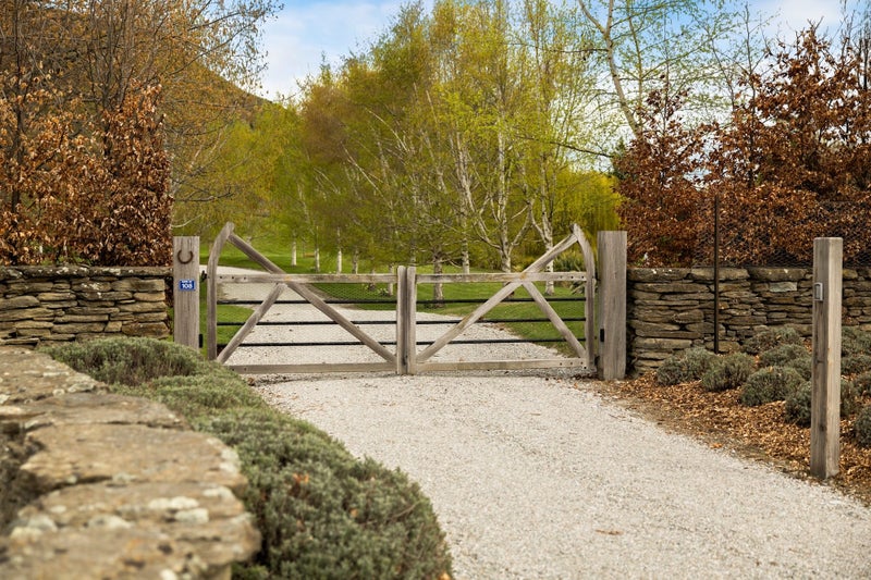 108 Hogans Gully Road, Queenstown - Carousel 2