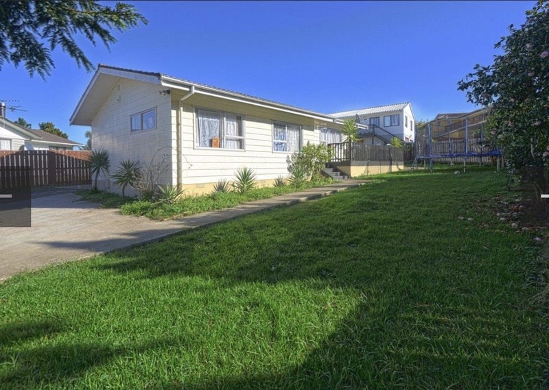 198 Hillside Road, Papatoetoe, Auckland - Carousel 1