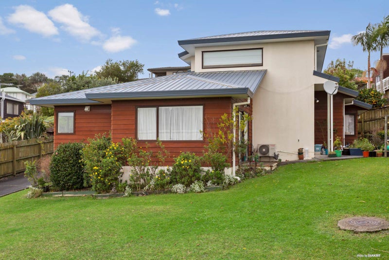 1/20 Bronzewing Terrace, Unsworth Heights, Auckland - Carousel 1