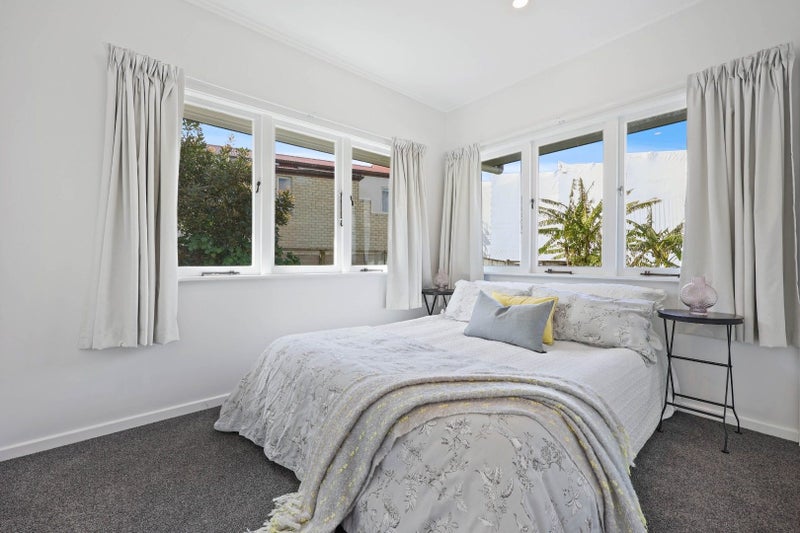 158A Ladies Mile, Ellerslie, Auckland - Carousel 24