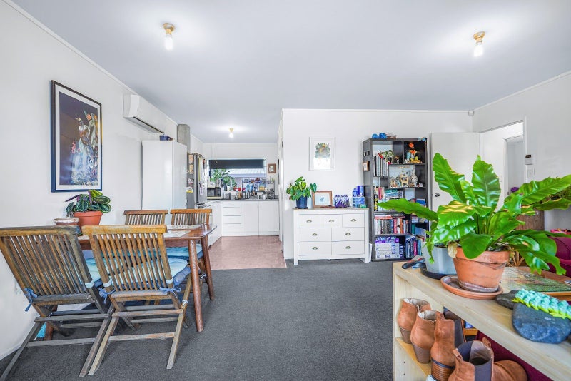 24A Lloyd Drive, Nawton, Hamilton - Carousel 2