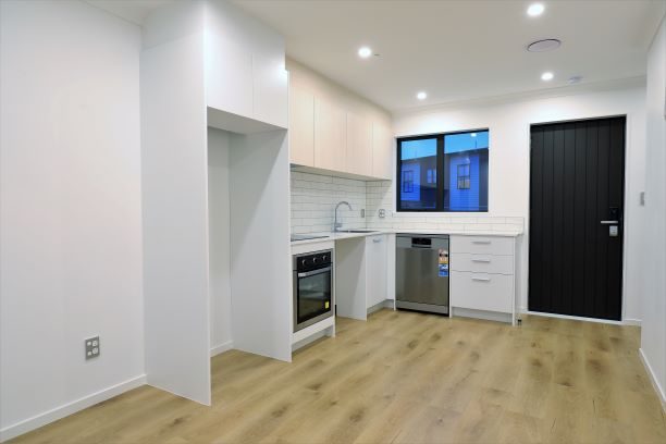 39 Sun Orchid Avenue, Wiri, Auckland - Carousel 2