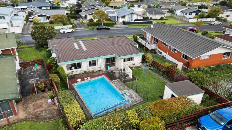 36 Glamis Avenue, Dinsdale, Hamilton - Carousel 2