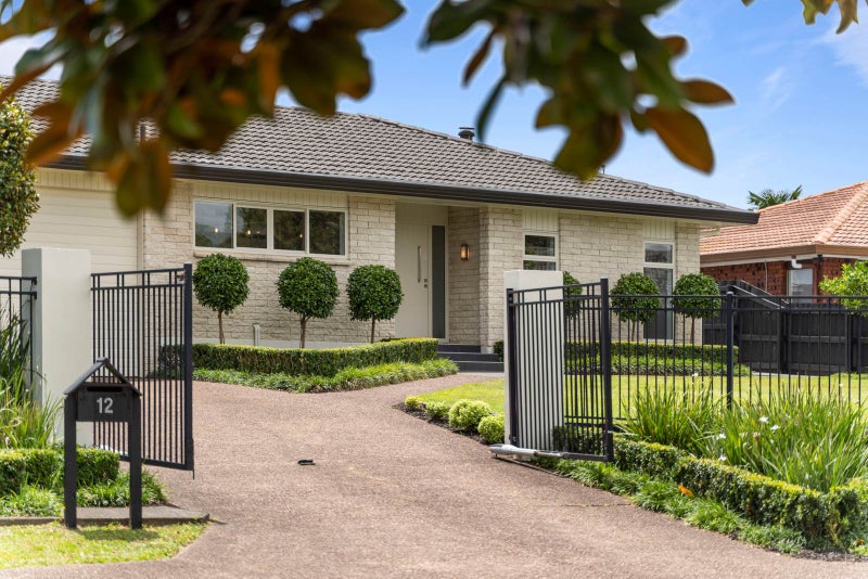 12 Rippleside Place, Pahurehure, Papakura - Carousel 1