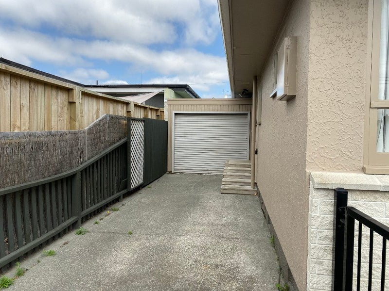 1-2/29 Meeanee Road, Taradale, Napier - Carousel 13