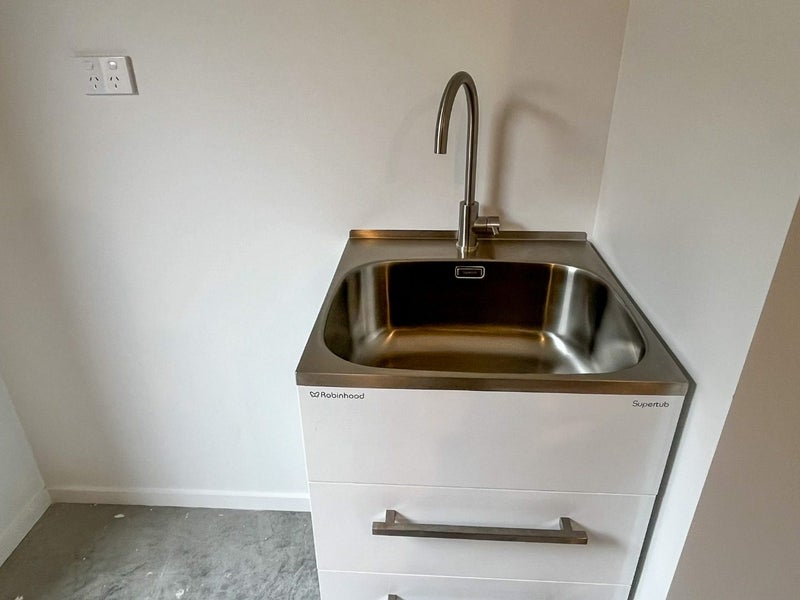 12 Oakmill Drive, Casebrook, Christchurch - Carousel 12